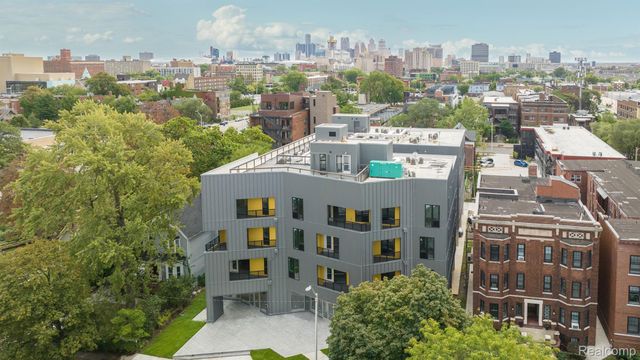 655 W Willis Street 304, Detroit, MI 48201