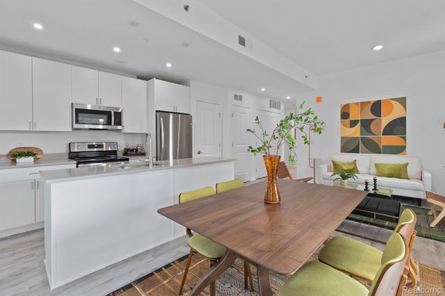 655 W Willis Street 304, Detroit, MI 48201