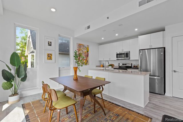 655 W Willis Street 304, Detroit, MI 48201