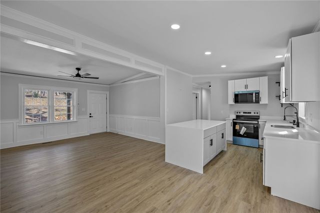 510 Farmer Street, Starr, SC 29684