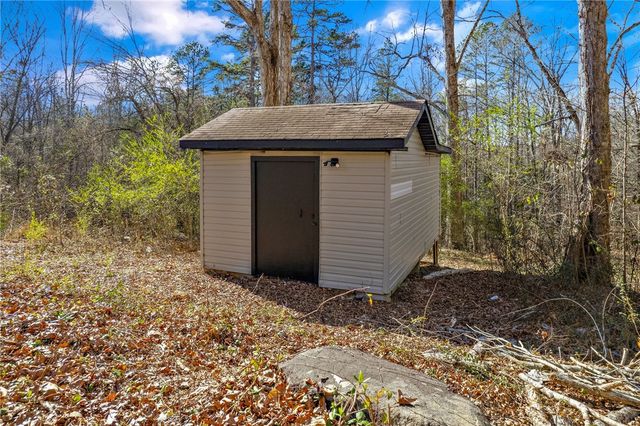 510 Farmer Street, Starr, SC 29684