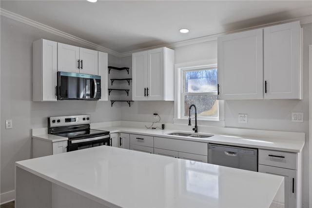 510 Farmer Street, Starr, SC 29684