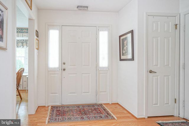 965 LARKSPUR PL N, Mount Laurel, NJ 08054