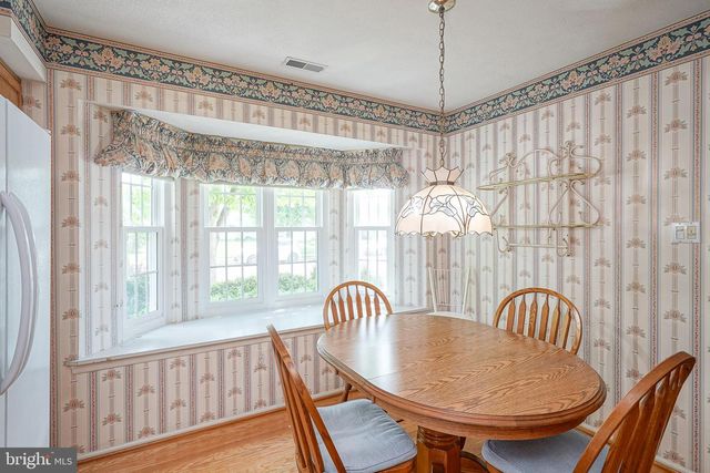 965 LARKSPUR PL N, Mount Laurel, NJ 08054