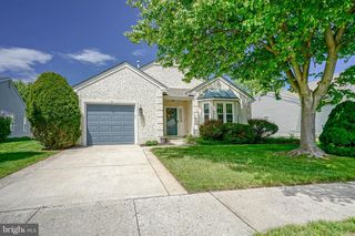 965 LARKSPUR PL N, Mount Laurel, NJ 08054