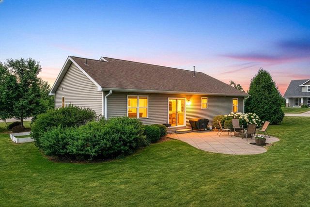W7146 GLENFORD WAY, Greenville, WI 54942