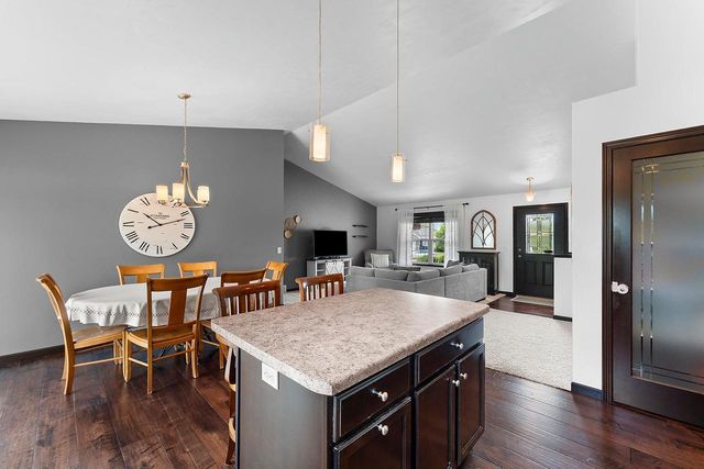 W7146 GLENFORD WAY, Greenville, WI 54942