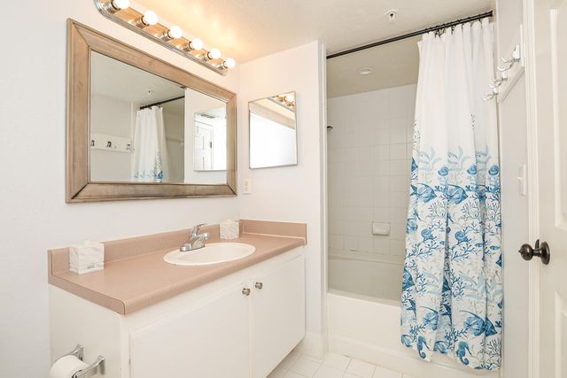 151 SW Palm Dr Apt 208, Port St Lucie, FL 34986