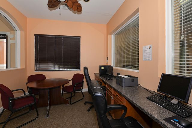 151 SW Palm Dr Apt 208, Port St Lucie, FL 34986