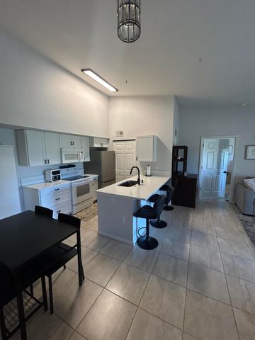 151 SW Palm Dr Apt 208, Port St Lucie, FL 34986