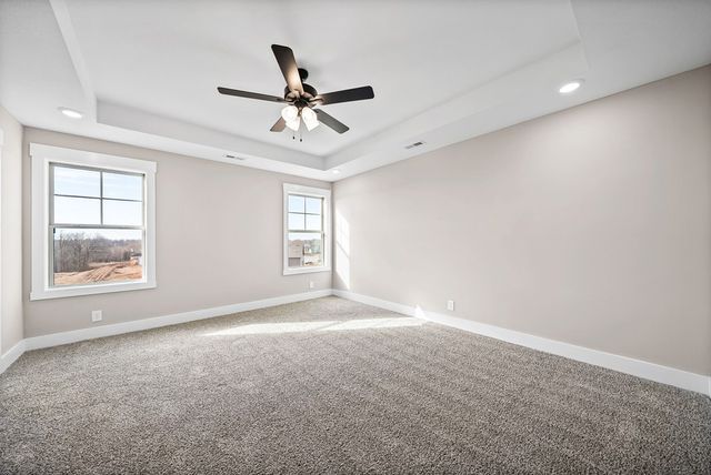 629 Avondale Rd, Oak Grove, KY 42262