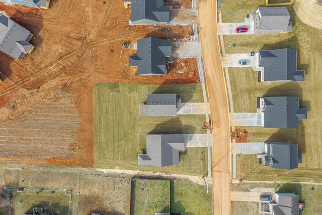 629 Avondale Rd, Oak Grove, KY 42262