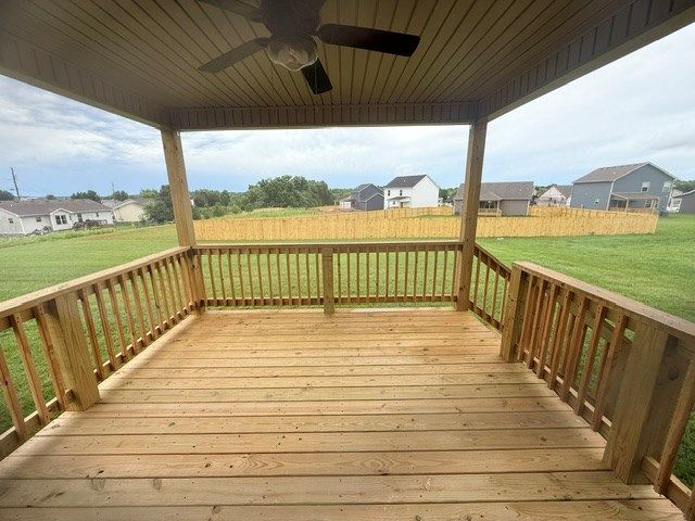 629 Avondale Rd, Oak Grove, KY 42262