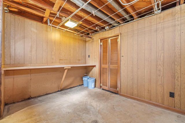 1924 Jupiter AVENUE, Racine, WI 53404