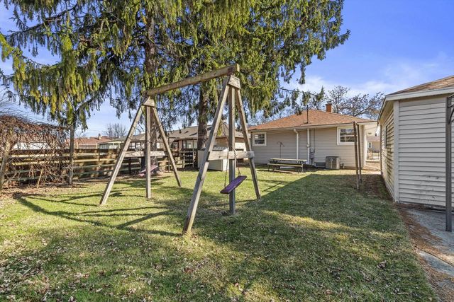 1924 Jupiter AVENUE, Racine, WI 53404