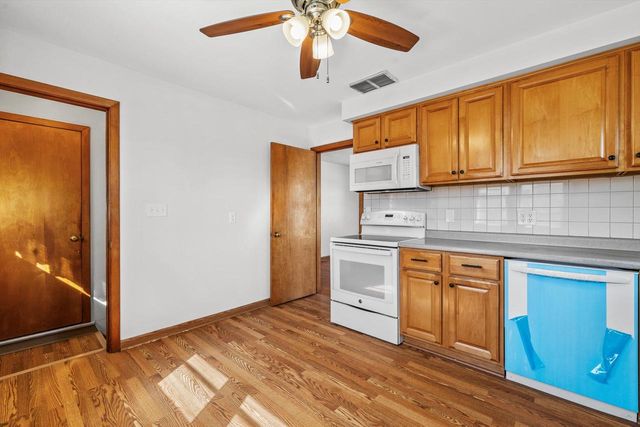 1924 Jupiter AVENUE, Racine, WI 53404