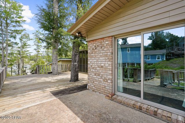 2684 LAKEVIEW Circle, Alford, FL 32420