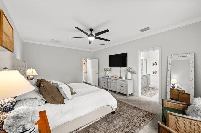 3300 W WALLCRAFT AVENUE, Tampa, FL 33611