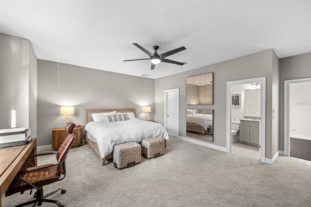 3300 W WALLCRAFT AVENUE, Tampa, FL 33611