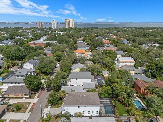 3300 W WALLCRAFT AVENUE, Tampa, FL 33611