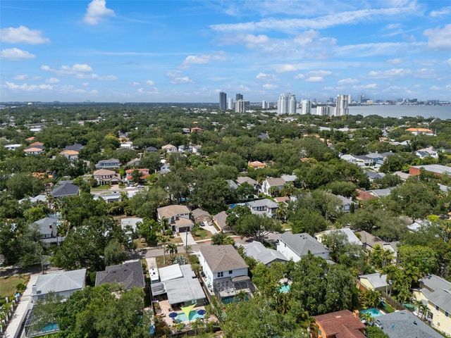 3300 W WALLCRAFT AVENUE, Tampa, FL 33611