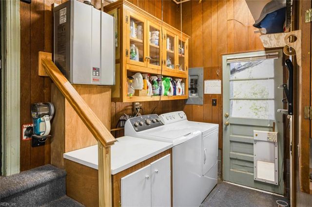 417 Woodland RD, Hampton, VA 23669