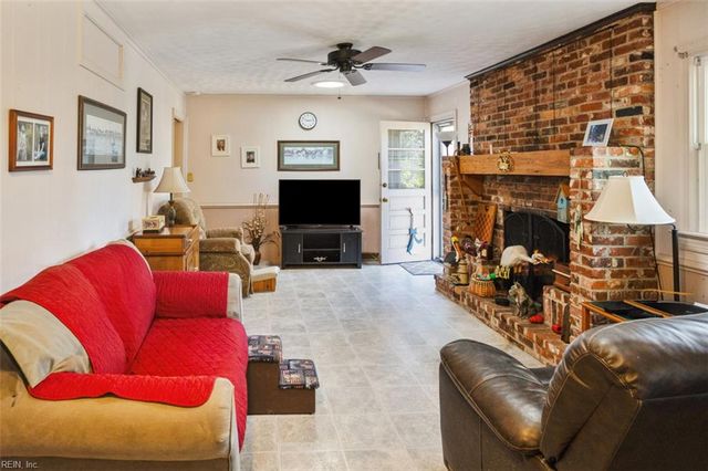 417 Woodland RD, Hampton, VA 23669