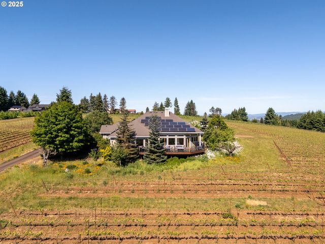 20700 Se CHERRY BLOSSOM Ln, Amity, OR 97101