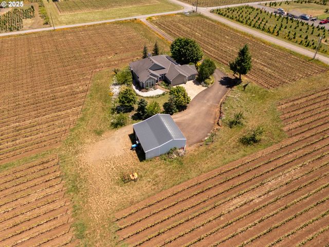 20700 Se CHERRY BLOSSOM Ln, Amity, OR 97101