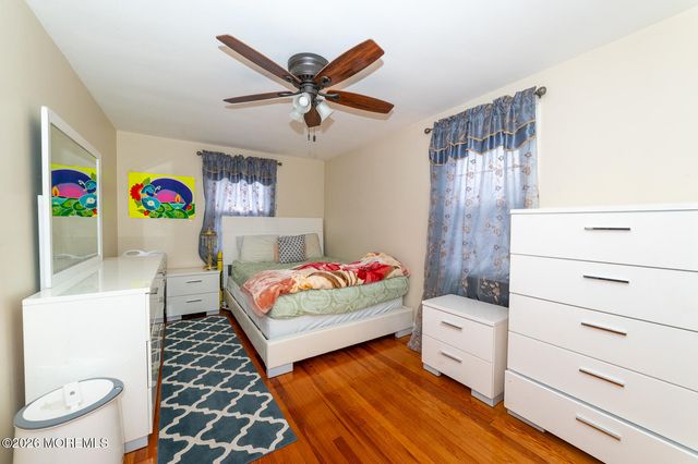 9 Mcauliffe Drive, North Brunswick, NJ 08902