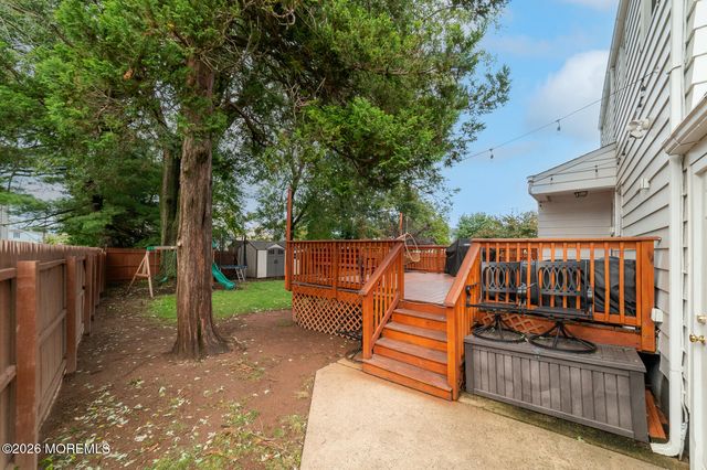 9 Mcauliffe Drive, North Brunswick, NJ 08902
