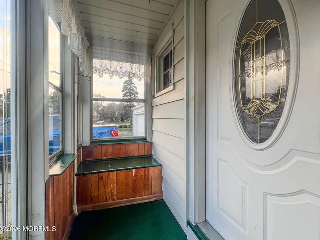 9 Mcauliffe Drive, North Brunswick, NJ 08902