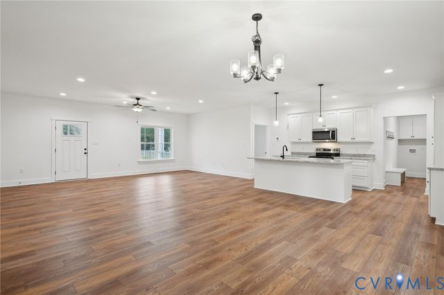 495 Wickham Rd, Bumpass, VA 24024
