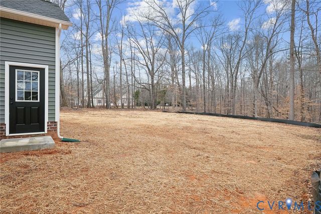 495 Wickham Rd, Bumpass, VA 24024