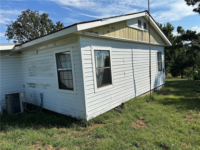 7429 Watts Road, Harrison, AR 72601