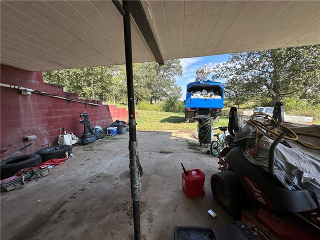 7429 Watts Road, Harrison, AR 72601