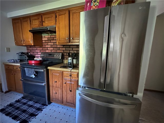 7429 Watts Road, Harrison, AR 72601