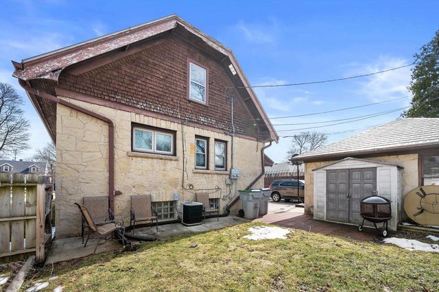 3349 N 92nd STREET, Milwaukee, WI 53222