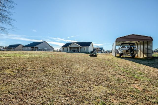 1017 Stoneham Circle, Anderson, SC 29626