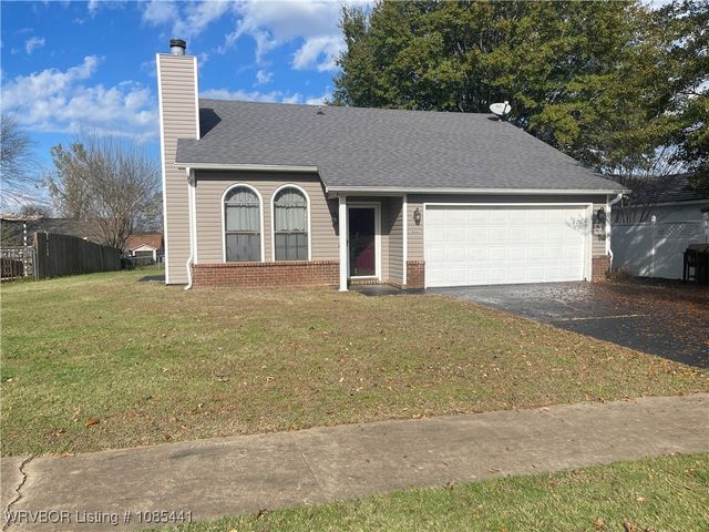 806 Heather Way, Barling, AR 72923