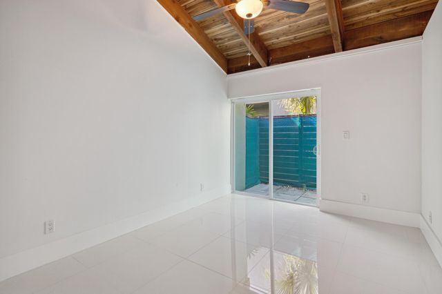 410 SE 13th Street 2, Fort Lauderdale, FL 33316
