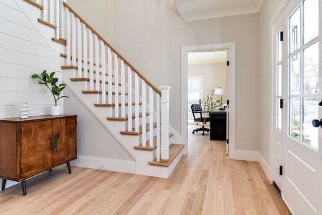 79 Speen St, Natick, MA 01760