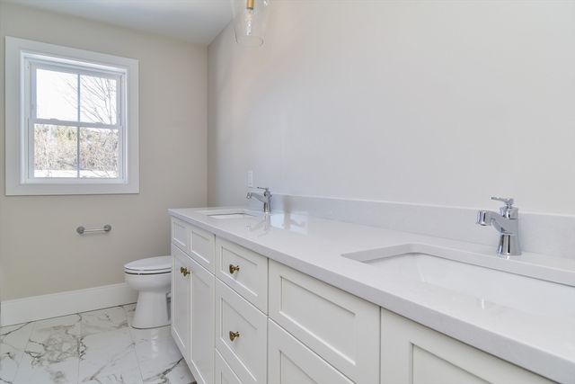 79 Speen St, Natick, MA 01760