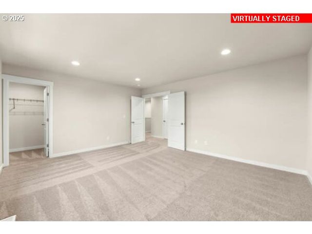 10536 Se HERITAGE Rd, Happy Valley, OR 97086