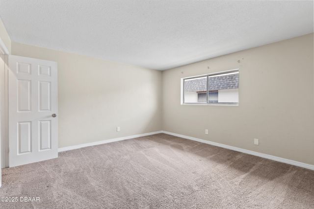 303 Ridge Blvd Apt 207, South Daytona, FL 32119
