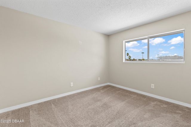303 Ridge Blvd Apt 207, South Daytona, FL 32119