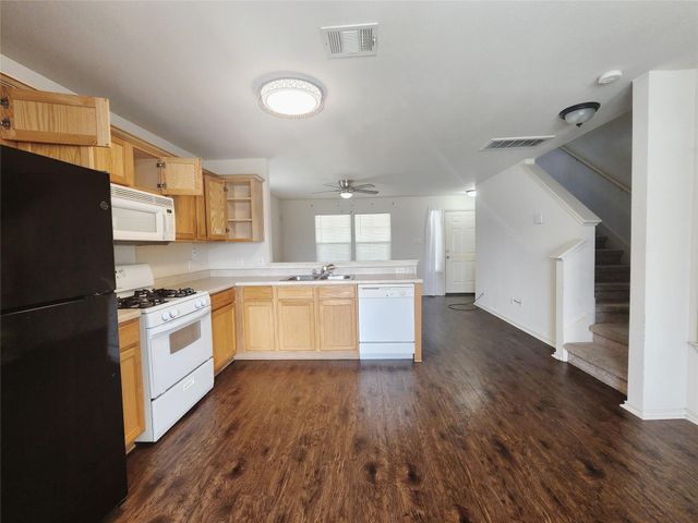 2126 Bluffstone DR, Round Rock, TX 78665