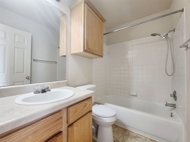 2126 Bluffstone DR, Round Rock, TX 78665