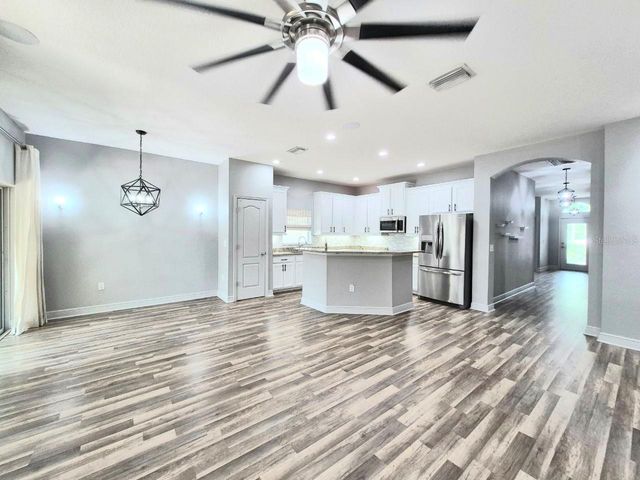 6913 S WALL STREET, Tampa, FL 33616