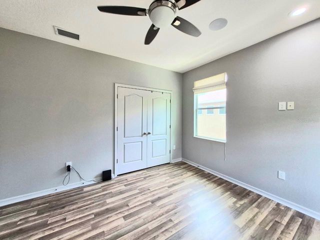 6913 S WALL STREET, Tampa, FL 33616